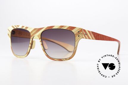 Lucas de Stael Christine Phung Iguana Skin & Leather, made of iguana skin & genuine Norwegian cowhide, Made for Men and Women