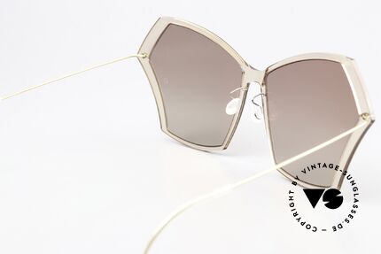 Lindberg 8328 NOW Delicate Oversized Design, unworn designer piece with orig. Lindberg case, Made for Women