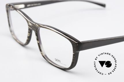 Götti Babar Regular Retail Price 999€, every model (made of horn) looks individual / unique, Made for Men and Women