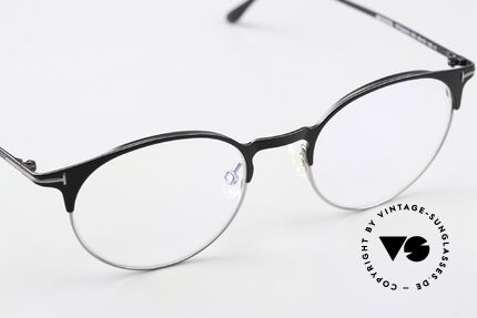 Tom Ford TF5548 Unisex Panto Designer Specs, unworn original from the 2019 Tom Ford collection, Made for Men and Women