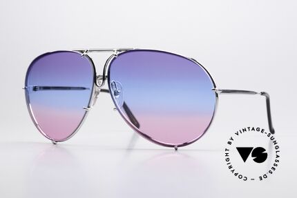 Porsche 5621 Customized Purple Blue Pink Details