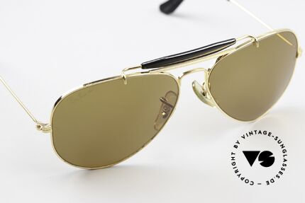 Ray Ban Outdoorsman Driving Chromax Lenses, never worn (like all our vintage Ray Ban eyewear), Made for Men and Women