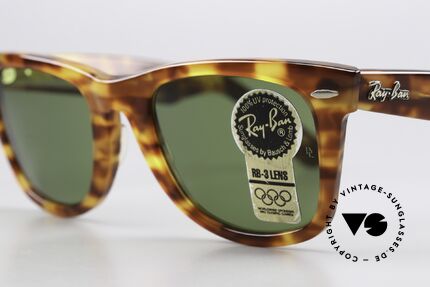 Ray Ban Wayfarer I Limited Fashion Classics, never worn (like all our rare B&L vintage Wayfarers), Made for Men and Women