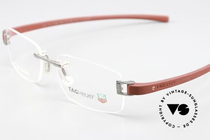 Tag Heuer 7101 Luxury And Functionality, ideal wearing comfort (temples adapt to the face), Made for Men