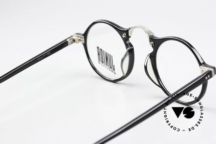 Jean Paul Gaultier 57-0271 Striking Designer Frame 90s, NO RETRO eyewear, but an old original with case, Made for Men and Women