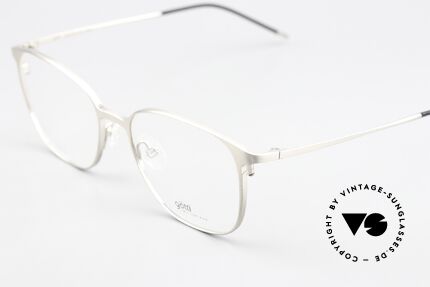Götti Leos Comfortable Titanium Specs, Oprah Winfrey made Götti glasses famous in 2021, Made for Women