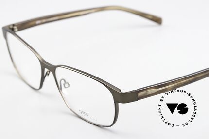 Götti Odin Titan Frame Made In Japan, striking unisex glasses; timeless brownish colour, Made for Men and Women