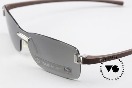 Tag Heuer 7505 Slightly Mirrored Shades, ideal wearing comfort (temples adapt to the face), Made for Men and Women