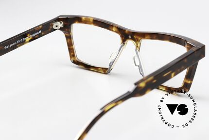 Theo Belgium James 18 Striking Designer Glasses, the frame fits lenses of any kind (optical / sun), Made for Men and Women