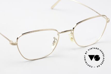 Oliver Peoples Suliane Timeless Eyewear 2019, unworn model (like all our Oliver Peoples eyeglasses), Made for Men and Women