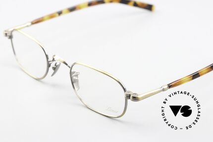 Lunor VA 105 Square Frame Antique Gold, model VA 105 = acetate-metal temples & titanium pads, Made for Men and Women