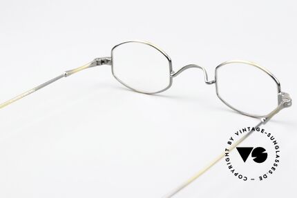 Lunor II 02 Small Frame In Antique Gold, Size: extra small, Made for Men and Women