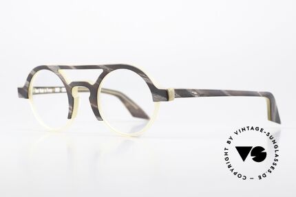 Pierre Eyewear Omer Interesting Frame Pattern, magnificent pattern in a kind of horn look, Made for Men and Women