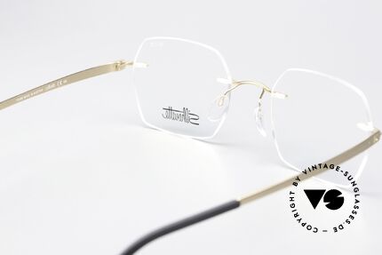 Silhouette 5529 Gold-Plated Titanium Frame, unworn eyewear from 2019; minimalistic yet elegant, Made for Men and Women