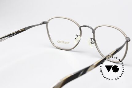 Tom Ford TF5333 Taupe Gunmetal Frame, the designer frame can of course be glazed as desired, Made for Men and Women