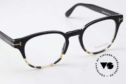 Tom Ford TF5400 Unisex Panto Eyeglasses, unworn original from the 2019 Tom Ford collection, Made for Men and Women