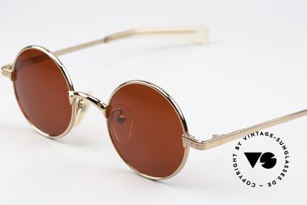 Jean Paul Gaultier 57-0173 Fun Sun Lenses In 3D Red, the red 3D Fun lenses can be exchanged if necessary, Made for Men and Women