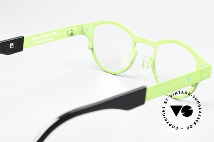Theo Belgium Seventeen Titan Frame Lime Green, the full rimmed frame can be glazed optionally, Made for Men and Women