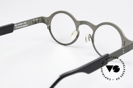 Theo Belgium Huitante Sept Two-Tone Designer Glasses, unworn; like all our vintage Theo eyewear specs, Made for Men and Women