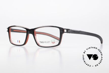Tag Heuer 7601 Track Avant-Garde Technology, distinctive men's glasses made of elastomer plastic, Made for Men