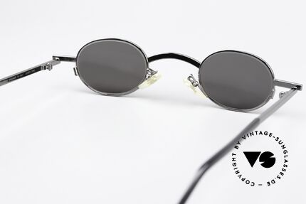 Christian Roth 2505 Small Oval Sunglasses 90's, unworn masterpiece for design lovers from 1993/94, Made for Men and Women
