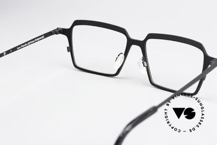Theo Belgium Flanders Pure Titanium Frame, the frame can be glazed with lenses of any kind, Made for Men and Women