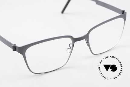 Lindberg 9627 Strip Titanium Striking Designer Specs, unworn, NOS, with an original hard case by Lindberg, Made for Men and Women
