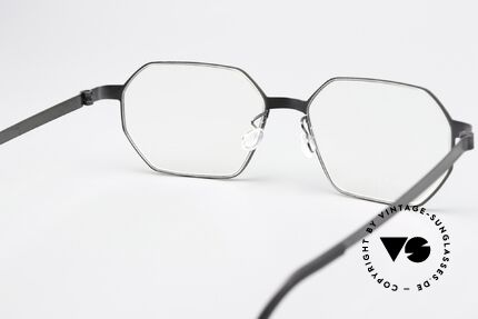 Lindberg 9634 Strip Titanium Octagonal Titanium Specs, titanium frame fits lenses (optical / sun) of any kind, Made for Men and Women