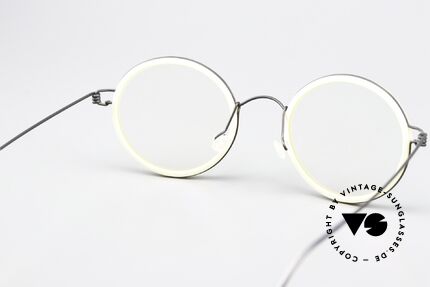 Lindberg Cameron 46 Air Titan Rim Titan Frame Black White, unworn, NOS, with original magnetic case by Lindberg, Made for Men and Women
