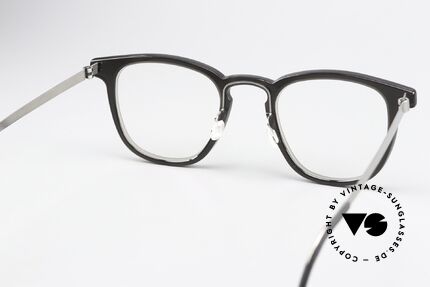 Lindberg 1252 Acetanium Designer Frame Gray Silver, unworn designer piece with original LINDBERG case, Made for Men and Women
