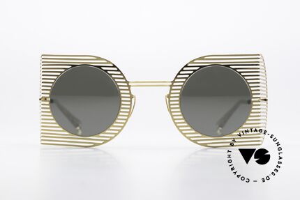Mykita Studio 1.3 Eye-Catcher Shades Ladies, color 929: Gold Mirror Black (slightly mirrored), Made for Women