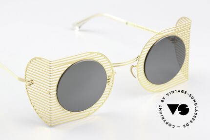 Mykita Studio 1.3 Eye-Catcher Shades Ladies, really interesting, unworn designer piece with case, Made for Women
