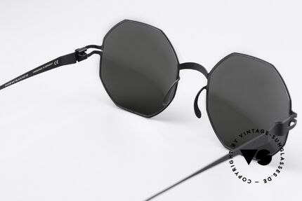 Mykita Ursula Design by Bernhard Willhelm, the quality frame could be glazed with prescriptions, Made for Women