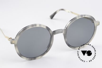 Mykita Toclo Classic Round Sunglasses, unworn model from 2015 with original case (100% UV), Made for Men and Women
