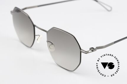 Mykita Walsh Bernhard Willhelm Design, color 841 = 'Shiny Graphite / Original Grey Gradient', Made for Men and Women