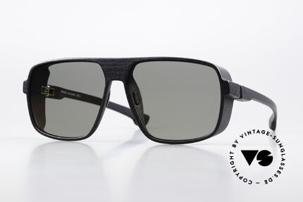Mykita Mylon Daggoo Pitch Black Lightgold Flash Details