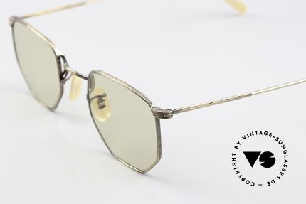 Oliver Peoples OP17 Lenses Darken In The Sun, outstanding SMALL designer frame; costly engravings, Made for Men and Women