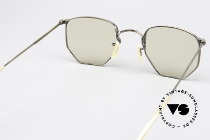 Oliver Peoples OP17 Lenses Darken In The Sun, NO retro fashion, but a unique 40 years old ORIGINAL, Made for Men and Women
