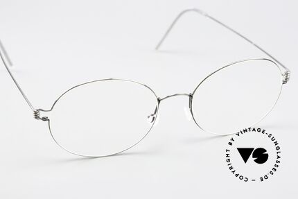 Lindberg Florence Air Titan Rim Round Oval Silver Gray, unworn, NOS, with original magnetic case by Lindberg, Made for Men