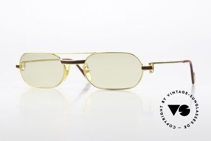 Cartier MUST Laque - M Lenses Darken Automatically Details