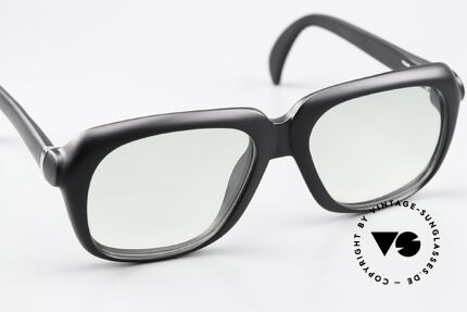 Viennaline Royal 1611 Old School Optyl Frame 70s, never worn, NOS (like all our VINTAGE "ROYAL" eyewear), Made for Men