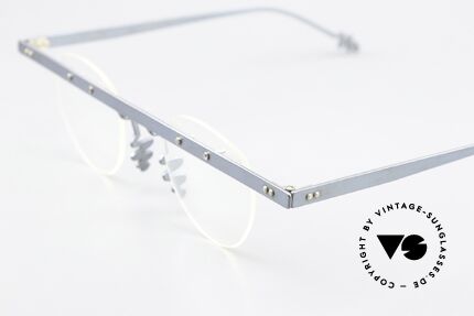 Theo Belgium Tita I 5 Fancy 90's Titan Frame XL, the clear demo lenses are fixed with screws at the frame, Made for Men and Women Theo Belgium Tita I 5 Fancy 90's Titan Frame XL, the clear demo lenses are fixed with screws at the frame, Made for Men and Women