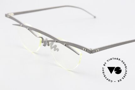 Theo Belgium Tita III 9 Crazy Vintage Glasses XL 90's, the clear DEMO lenses are fixed with screws at the frame, Made for Men and Women