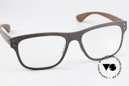 Lucas de Stael Stratus Thin 10 Frame With Leather Cover, from 2017 but unworn (delivered in a case by de Staël), Made for Men
