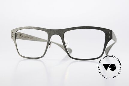 Lucas de Stael Petrus P07 Magma Slate Leather Covered Details