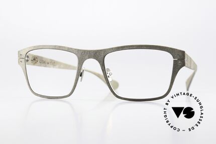 Lucas de Stael Petrus P07 Pearl Schist Leather Covered Details