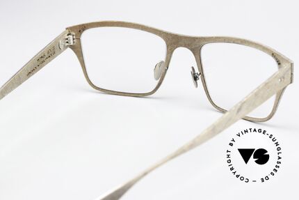 Lucas de Stael Petrus P07 Pearl Schist Leather Covered, col code 02 is called: Pearl schist and Gray cow leather, Made for Men