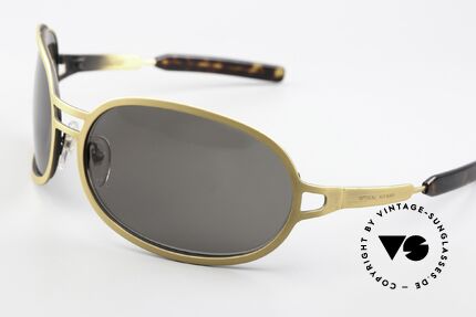 Christian Roth 2700 Lenny Kravitz Sunglasses, can be seen on the album covers: “Tunnel Vision”, Made for Men