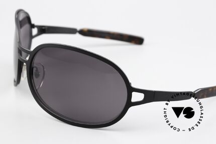 Christian Roth 2700 Lenny Kravitz Shades 1992, can be seen on the album covers: “Tunnel Vision”, Made for Men