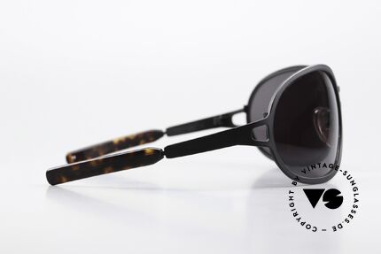 Christian Roth 2700 Lenny Kravitz Shades 1992, also worn by Isaac Hayes in 1995, “Fragile” single, Made for Men